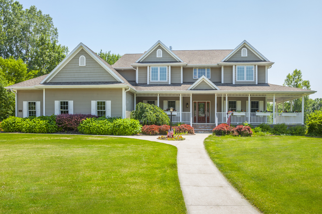 Fungus Trouble? Tips for your Long Island Lawn